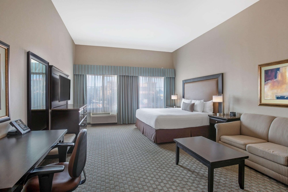 la quinta inn and suites by wyndham paso robles