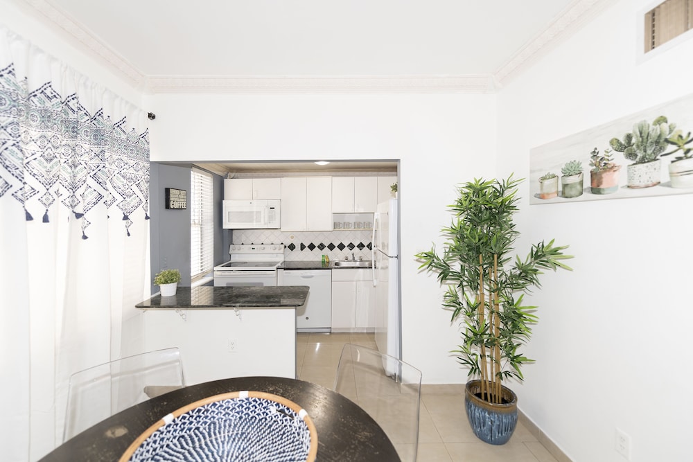 ocean drive apartments