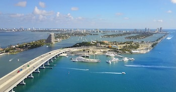 ocean drive apartments