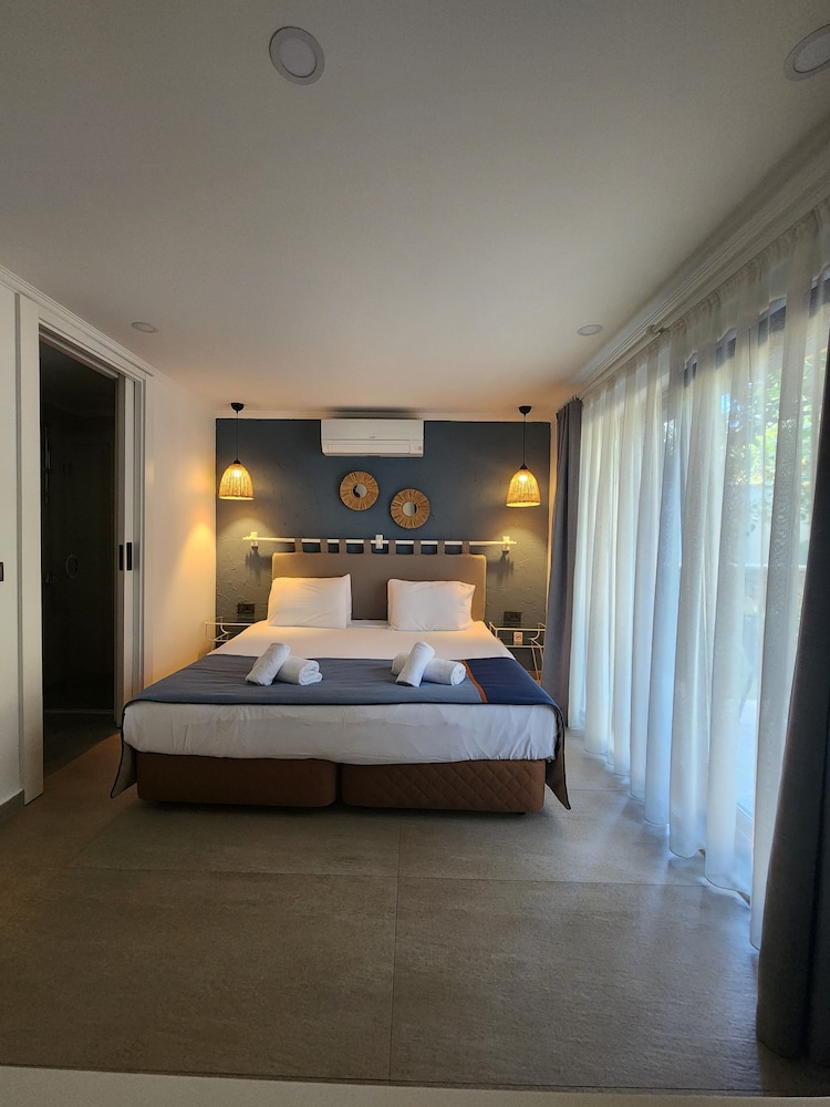 park hotel rooms and apart