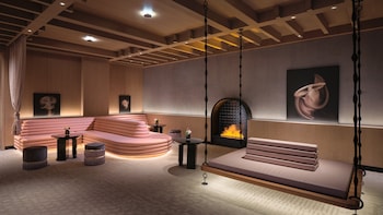 Hotel Indigo Hangzhou Uptown, An Ihg Hotel,,5 star