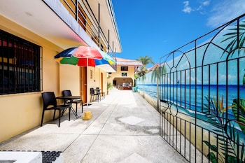 white shamrock beach hotel