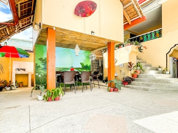 white shamrock beach hotel