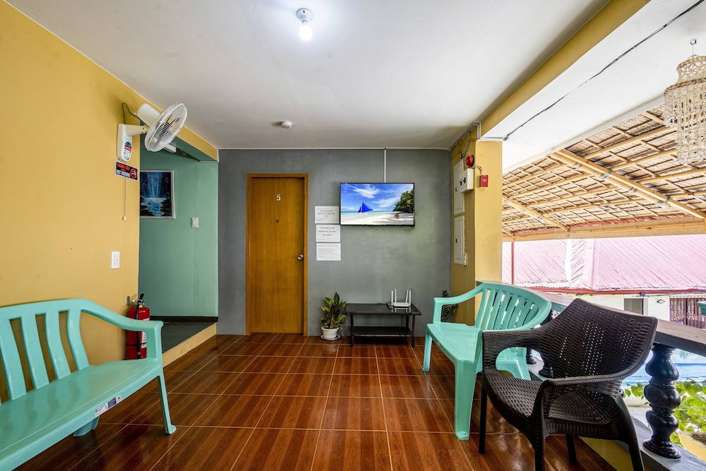 white shamrock beach hotel