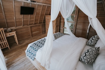 permata hill nusa penida