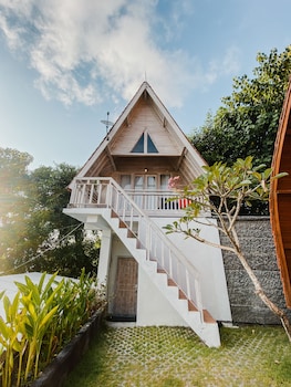 permata hill nusa penida