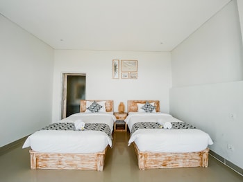 permata hill nusa penida