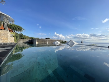 permata hill nusa penida