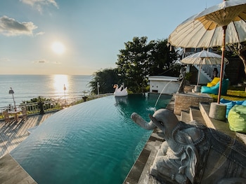 permata hill nusa penida