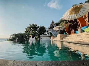 permata hill nusa penida