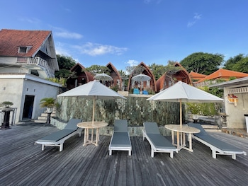 permata hill nusa penida