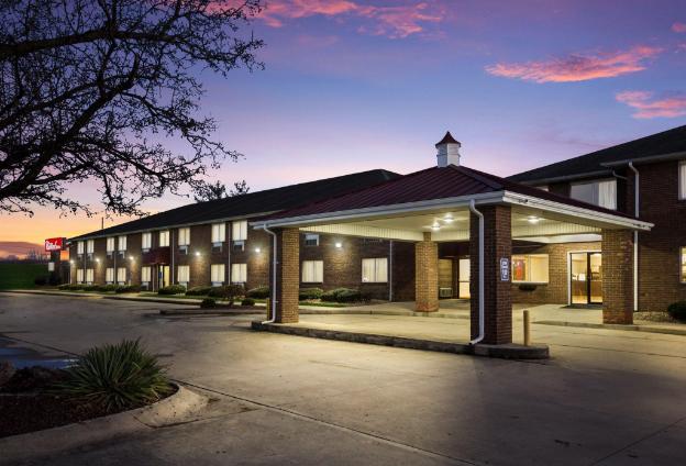red roof inn lawrenceburg