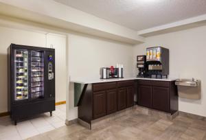 red roof inn lawrenceburg