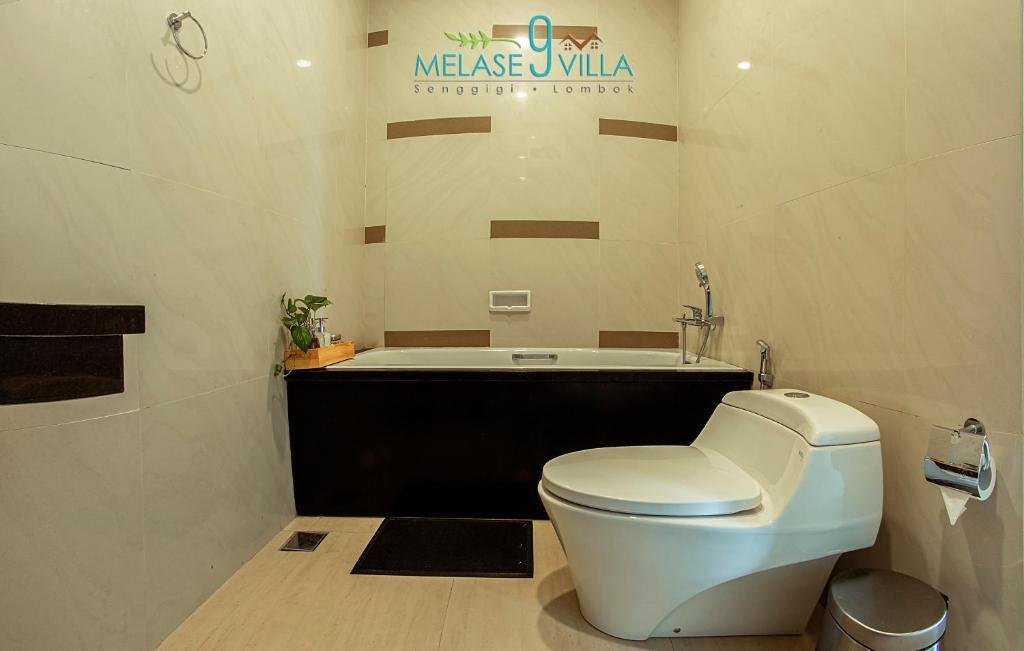 melase 9 villa senggigi