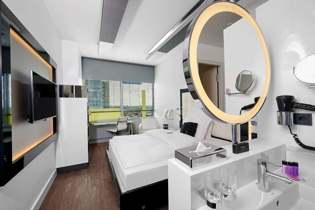 innside dusseldorf hafen