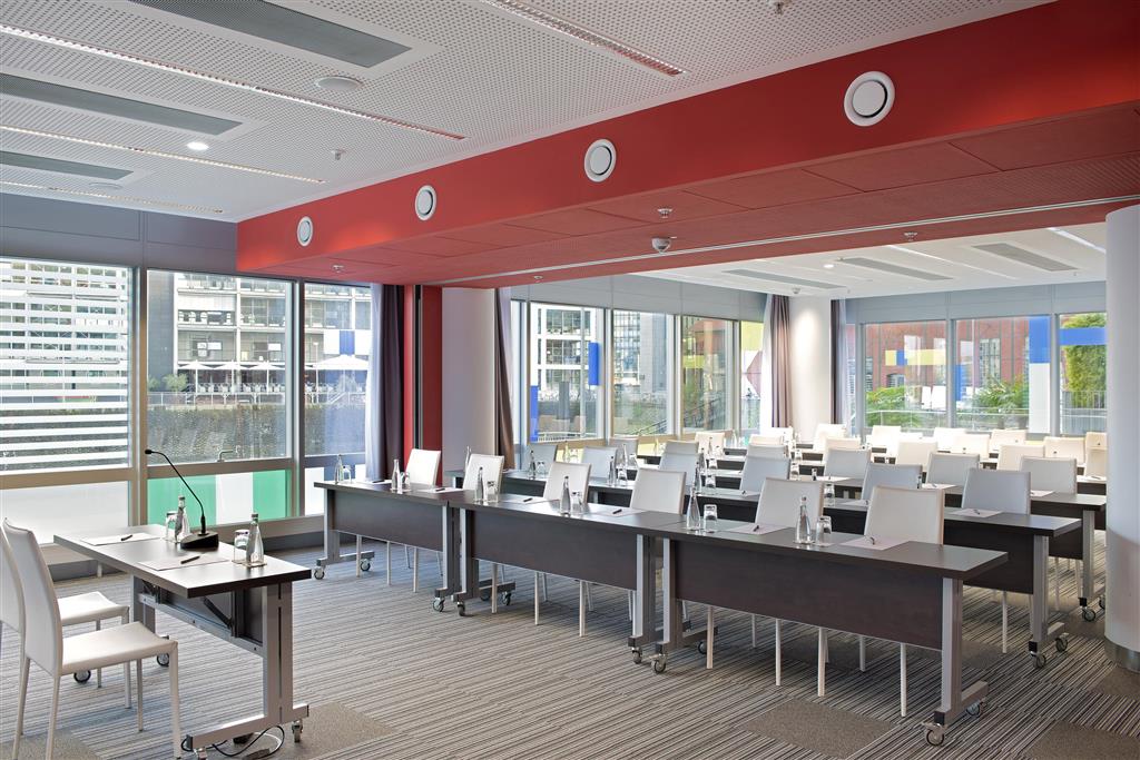 innside dusseldorf hafen