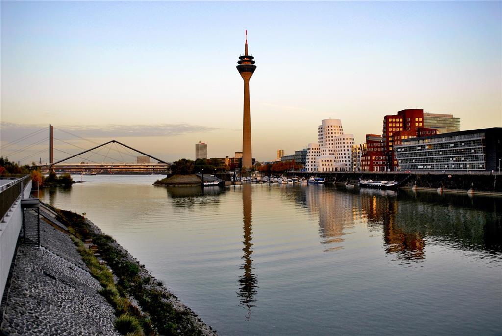 innside dusseldorf hafen