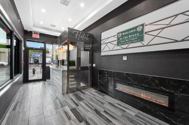 hotel 365 bronx