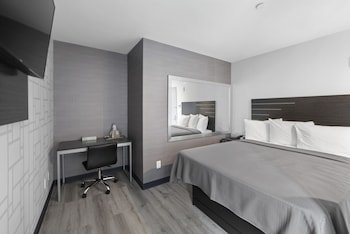hotel 365 bronx