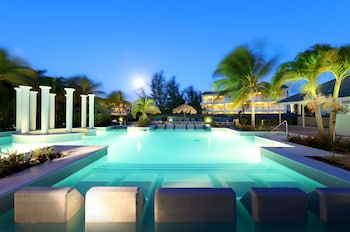 grand palladium lady hamilton resort and spa all inclusive