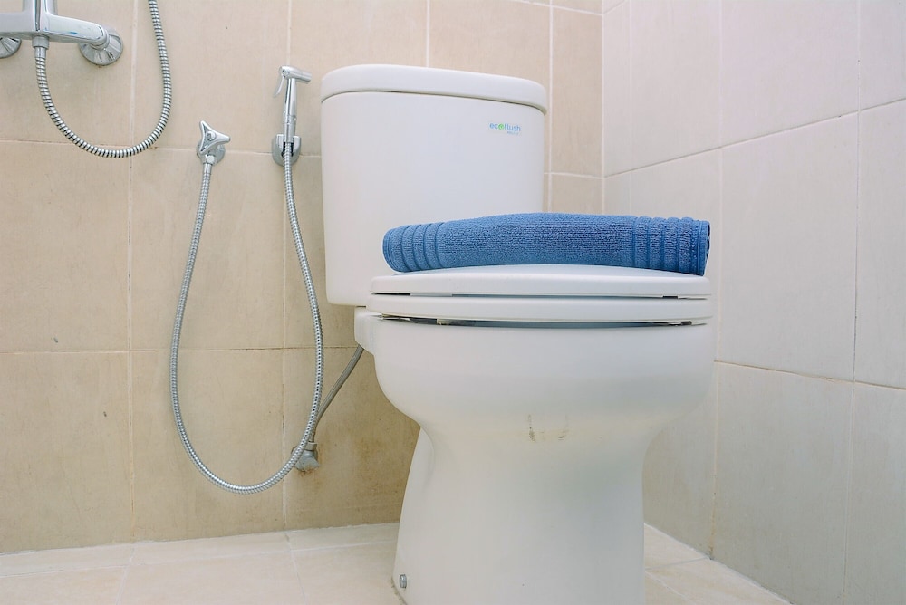 best and strategic nifarro park studio apartment