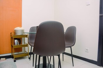 best and strategic nifarro park studio apartment