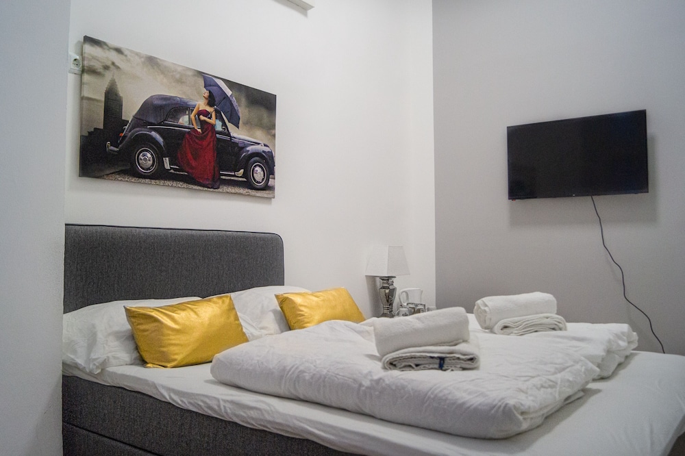 modern hotel mariahilfer virtual reception and self checkin