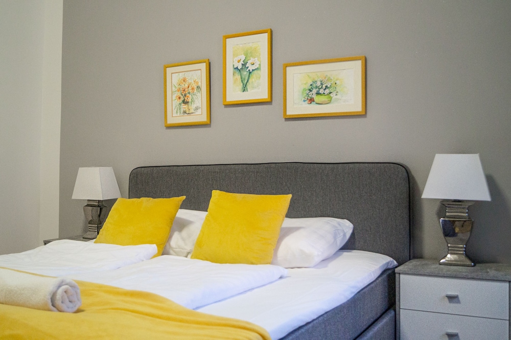 modern hotel mariahilfer virtual reception and self checkin