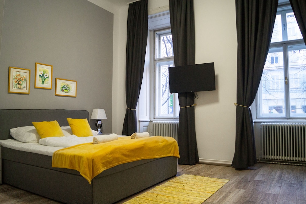 modern hotel mariahilfer virtual reception and self checkin