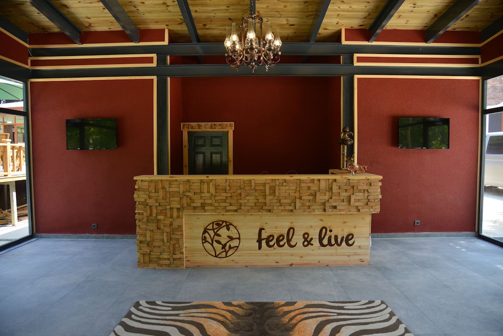feel and live hotel villas restaurant