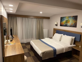 feel and live hotel villas restaurant