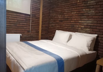 feel and live hotel villas restaurant