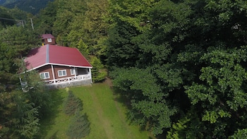 feel and live hotel villas restaurant