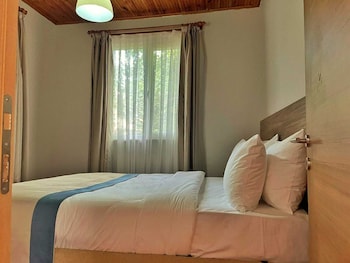 feel and live hotel villas restaurant