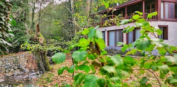 feel and live hotel villas restaurant