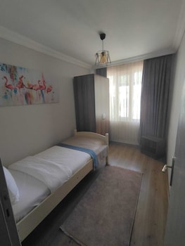 feel and live hotel villas restaurant