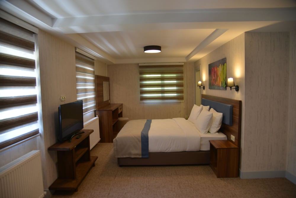 feel and live hotel villas restaurant