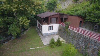 feel and live hotel villas restaurant