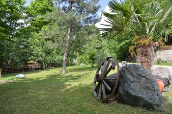 feel and live hotel villas restaurant