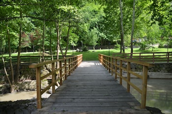 feel and live hotel villas restaurant