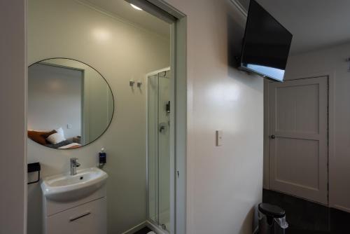 alpine country motel