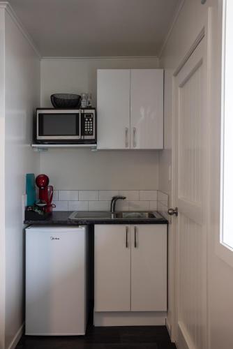 alpine country motel