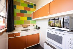 alpine country motel