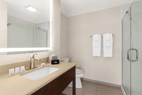 holiday inn express evansville downtown an ihg hotel