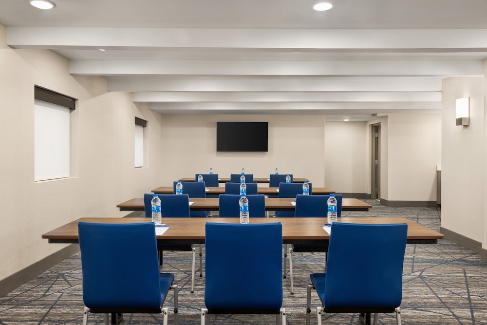 holiday inn express evansville downtown an ihg hotel