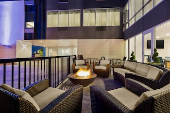 holiday inn express evansville downtown an ihg hotel