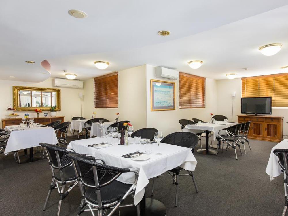 the wellington apartment hotel