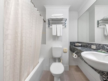 the wellington apartment hotel