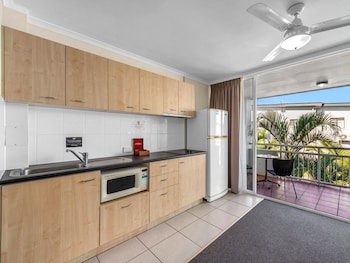 the wellington apartment hotel