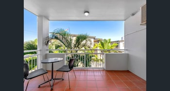 the wellington apartment hotel